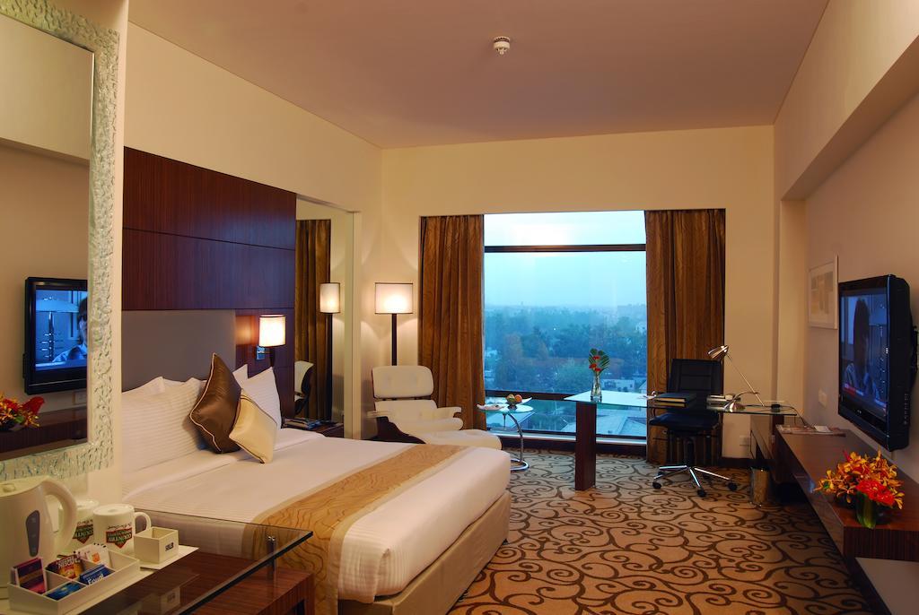 Country Inn & Suites By Radisson, Sahibabad ガーズィヤーバード エクステリア 写真